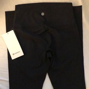 Lululemon Wunder Under 25” leggings